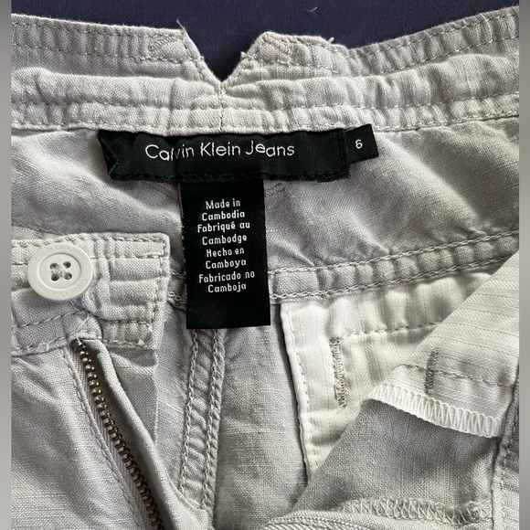 Calvin Klein Linen Shorts - Picture 5 of 5